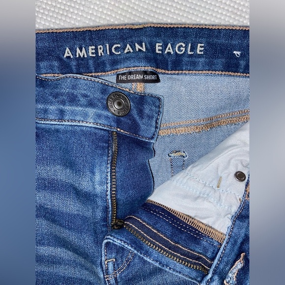 Women’s American Eagle The Dream short High-Waisted Denim Midi Short size 10 - Picture 9 of 16